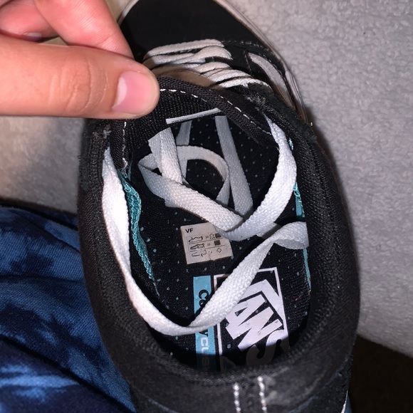 Shoes - Picture 3 of 3